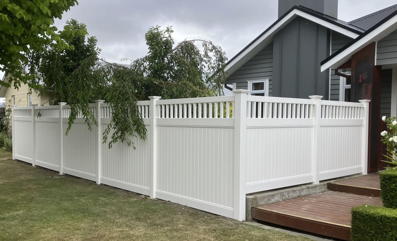 PVC Fencing service in Lynn, MA